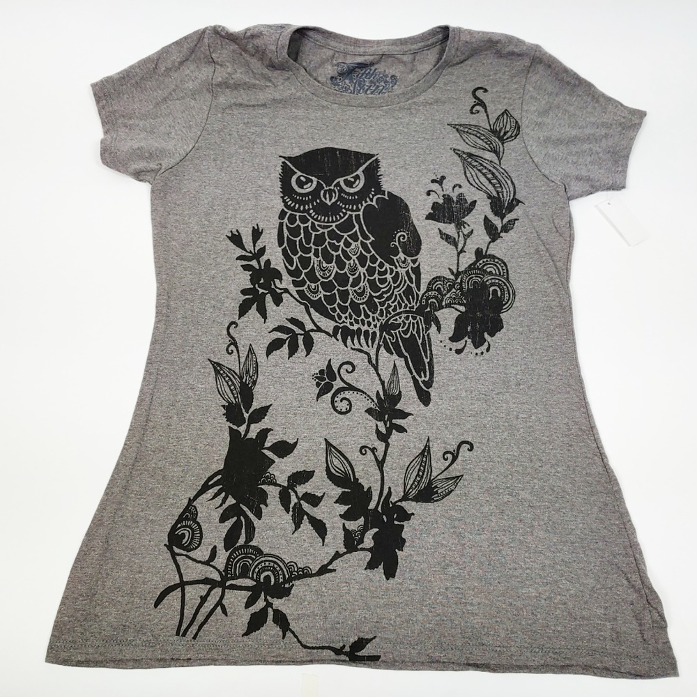NWOT Fifth Sun Graphic Tee